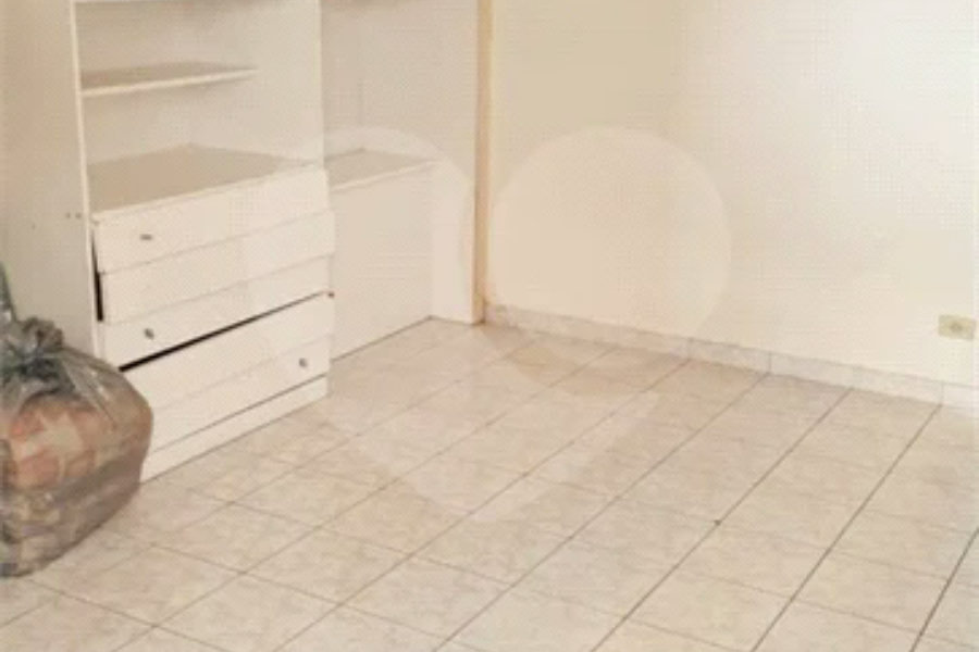 Sobrado à venda com 3 quartos, sendo 1 suíte, em Saúde, São Paulo, SP