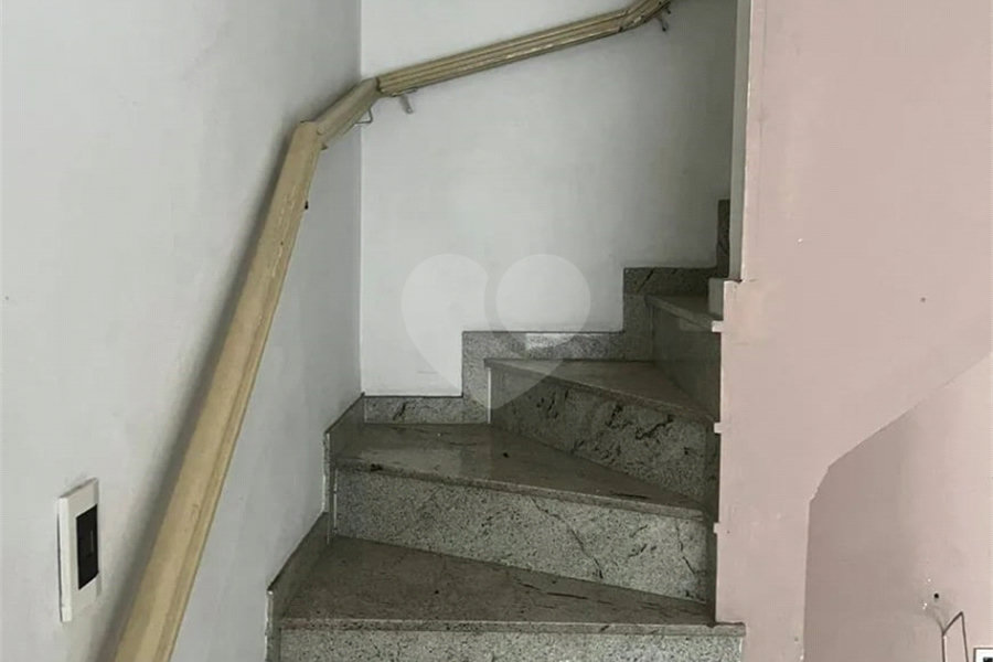 Sobrado à venda com 3 quartos em Santana, São Paulo, SP
