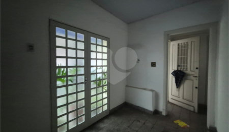 Casa à venda ou para alugar com 2 quartos em Vila Romana, São Paulo, SP