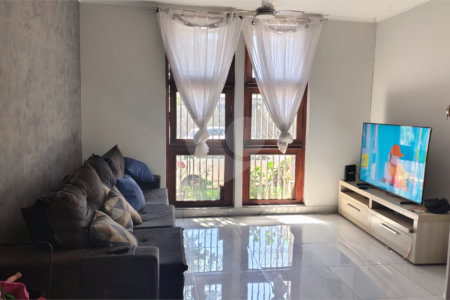 Casa à venda com 3 quartos, sendo 1 suíte, em Independência, Ribeirão Preto, SP