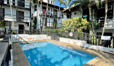 Casa em condomínio à venda com 2 quartos, sendo 1 suíte,  em Geribá, Armação dos Búzios, RJ