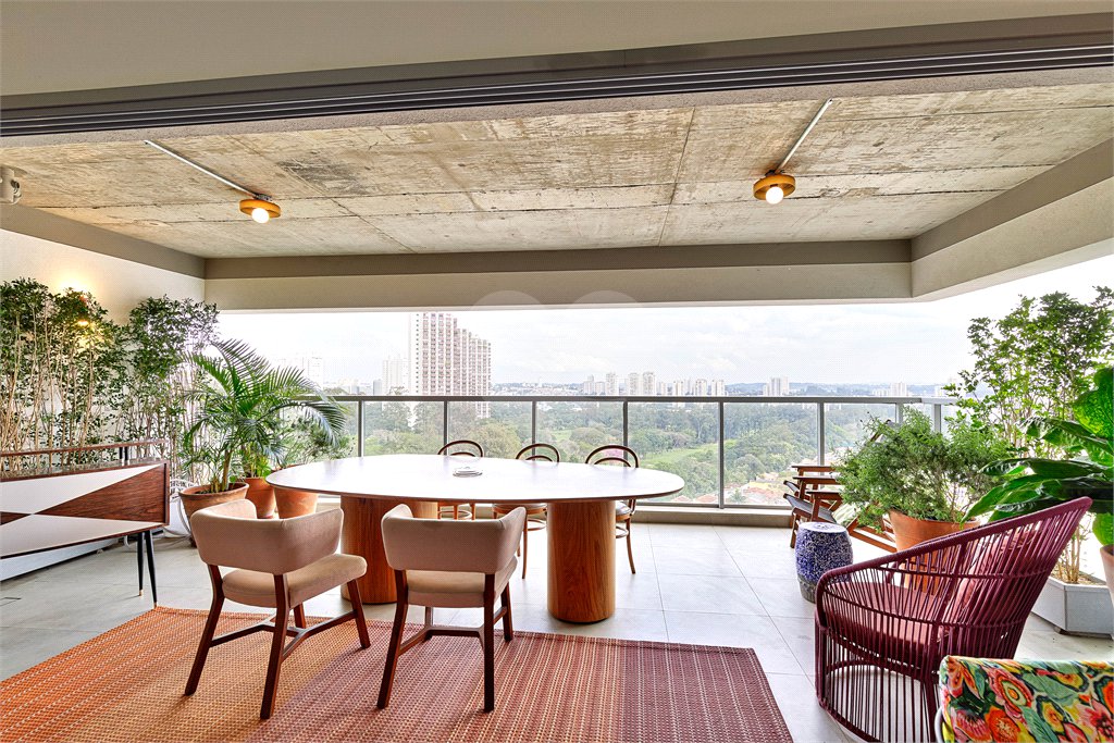 Apartamento à venda com 3 suítes em Jardim Marajoara, São Paulo, SP