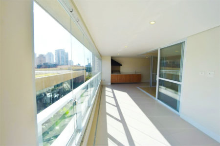 Apartamento à venda com 3 suítes em Vila Romana, São Paulo, SP
