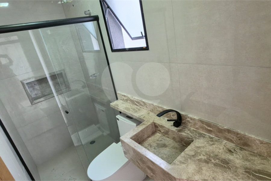 Sobrado à venda com 3 quartos, sendo 1 suíte, em Vila Bonilha, São Paulo, SP