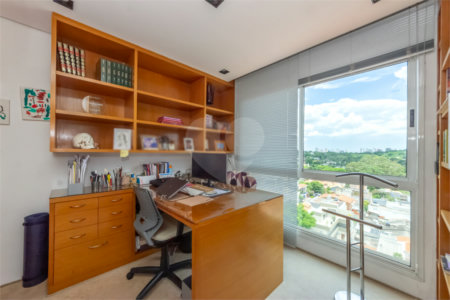 Cobertura à venda com 3 quartos, sendo 2 suítes,  em Vila Progredior, São Paulo, SP