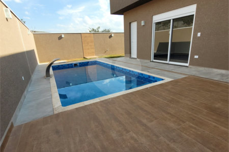 Casa Térrea à venda com 3 suítes em Loteamento Greenfield, Atibaia, SP