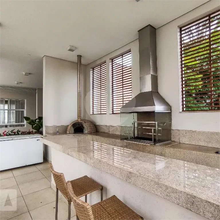 Apartamento à venda com 3 quartos, sendo 1 suíte,  em Jardim Vazani, São Paulo, SP