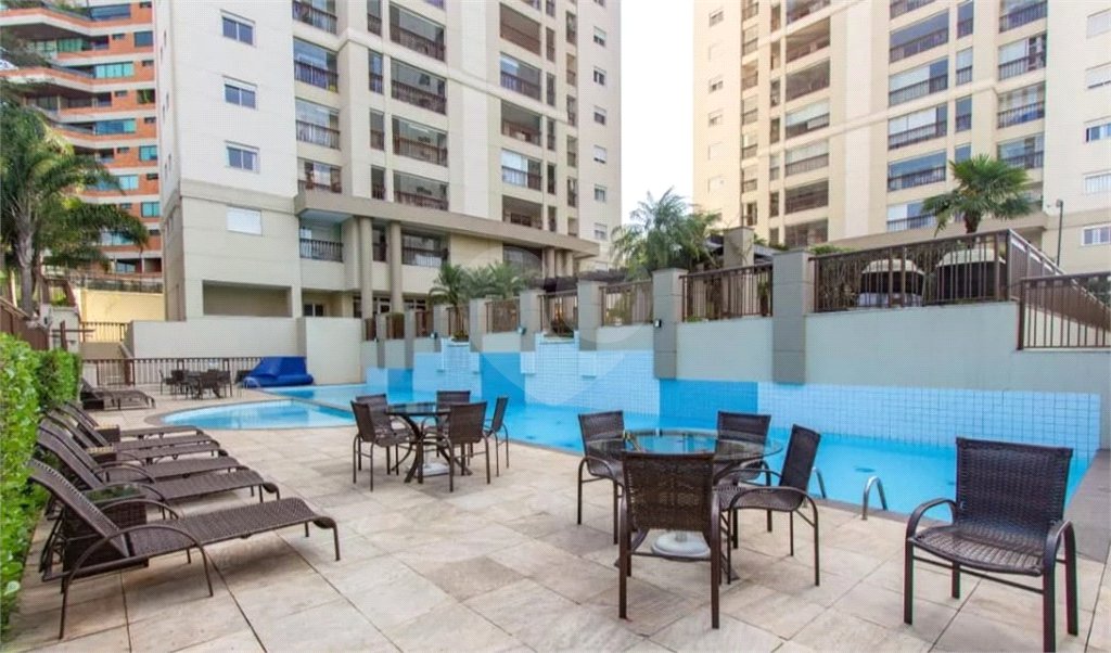 Apartamento à venda com 3 suítes em Paraíso do Morumbi, São Paulo, SP