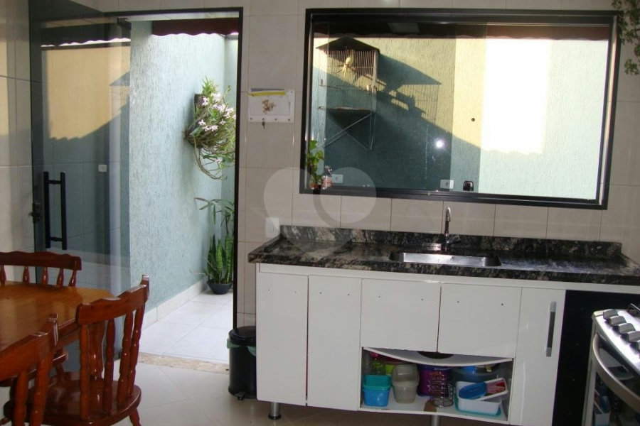 Sobrado à venda com 3 quartos, sendo 1 suíte, em Anhanguera, São Paulo, SP