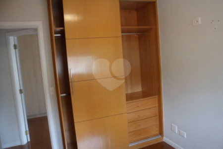 Apartamento à venda com 3 quartos, sendo 1 suíte,  em Santana, São Paulo, SP