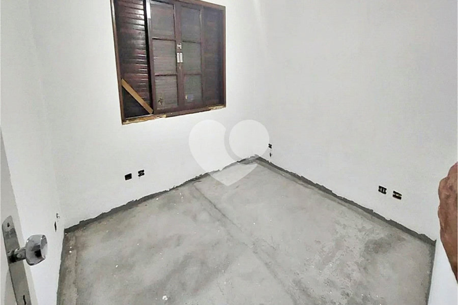 Casa Térrea à venda ou para alugar com 4 quartos, sendo 2 suítes, no Centro, Mairiporã, SP