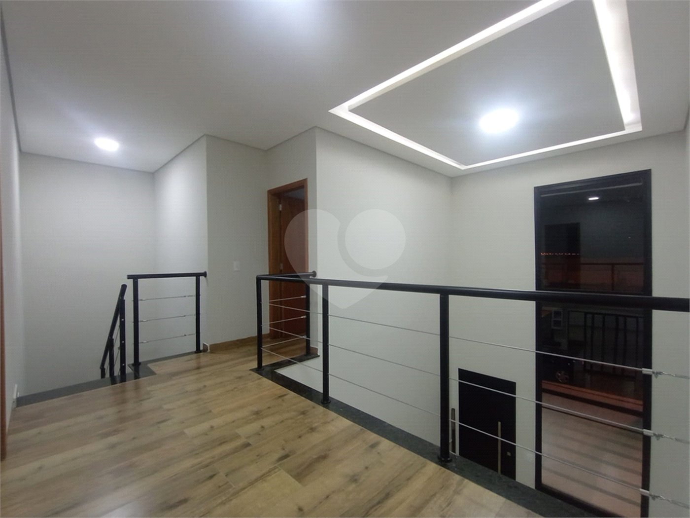 Casa à venda com 3 quartos, sendo 2 suítes, no condomínio Vila Rica, Indaiatuba - SP