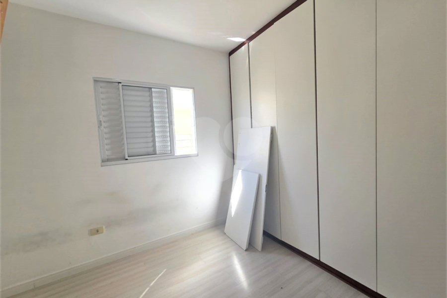 Sobrado à venda ou para alugar com 3 quartos, sendo 2 suítes,  em Vila Lucia, São Paulo, SP
