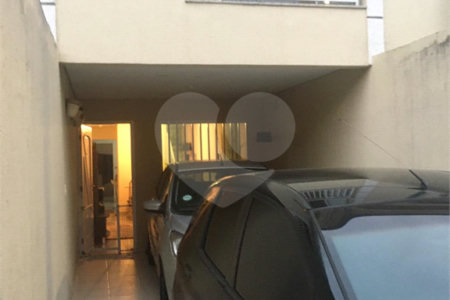 Sobrado à venda com 3 quartos, sendo 1 suíte, em Jardim Ana Rosa, São Paulo, SP