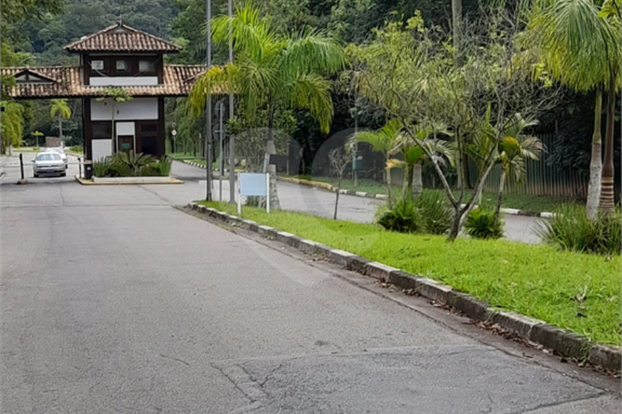 Terreno à venda no condomínio Itaguaçu da Cantareira, São Paulo - SP