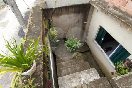 Casa à venda com 4 quartos, sendo 1 suíte, no condomínio Gramado do Mendanha, Rio de Janeiro - RJ