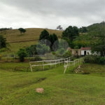 Sítio à venda com 2 quartos em Área Rural de Lagoinha, Lagoinha, SP