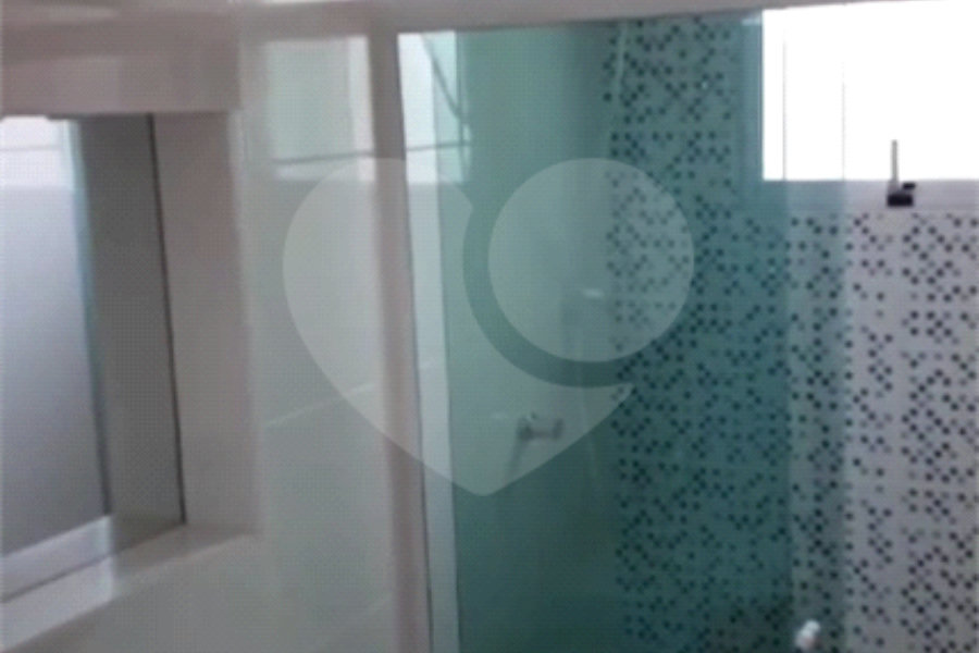Casa à venda com 1 quarto no condomínio Camila I, São Paulo - SP