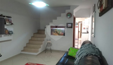Sobrado à venda com 3 quartos, sendo 1 suíte,  em Tremembé, São Paulo, SP