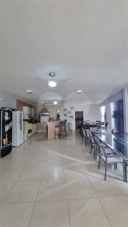 Casa à venda com 3 suítes no condomínio Residencial dos Lagos, Itupeva - SP