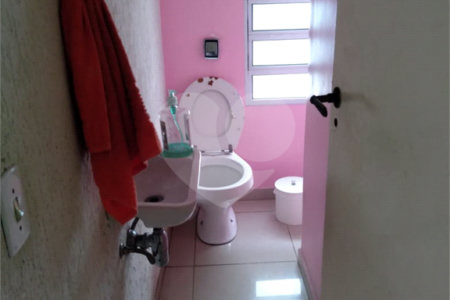 Casa à venda com 5 quartos, sendo 1 suíte,  em Cambuci, São Paulo, SP