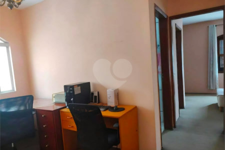 Sobrado à venda com 3 quartos, sendo 1 suíte,  em Jardim Ester, São Paulo, SP