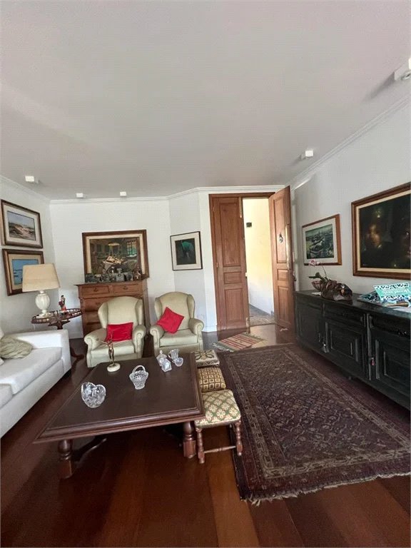 Casa à venda com 3 suítes no condomínio Fazenda Morumbi, São Paulo - SP