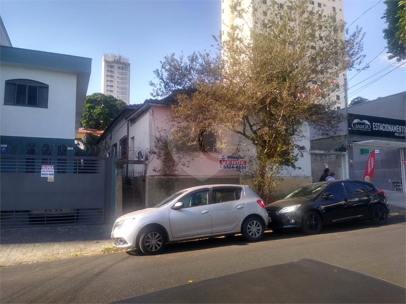 Casa à venda com 4 quartos, sendo 1 suíte, em Alto da Boa Vista, São Paulo, SP