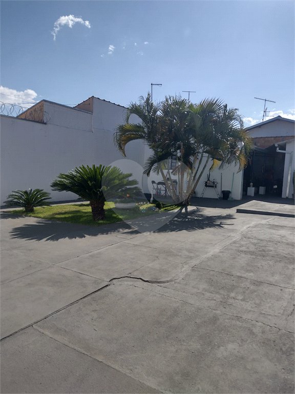 Casa à venda com 2 quartos, sendo 1 suíte, em Parque Residencial Vale do Sol, Araraquara, SP