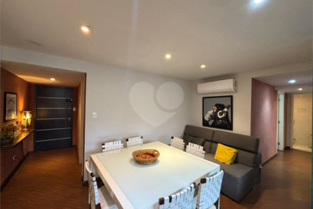 Apartamento à venda com 3 quartos, sendo 1 suíte,  em Jardim Paulista, São Paulo, SP
