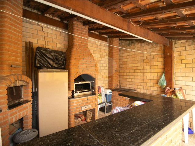 Casa à venda com 3 quartos, sendo 1 suíte,  em Vila Mazzei, São Paulo, SP
