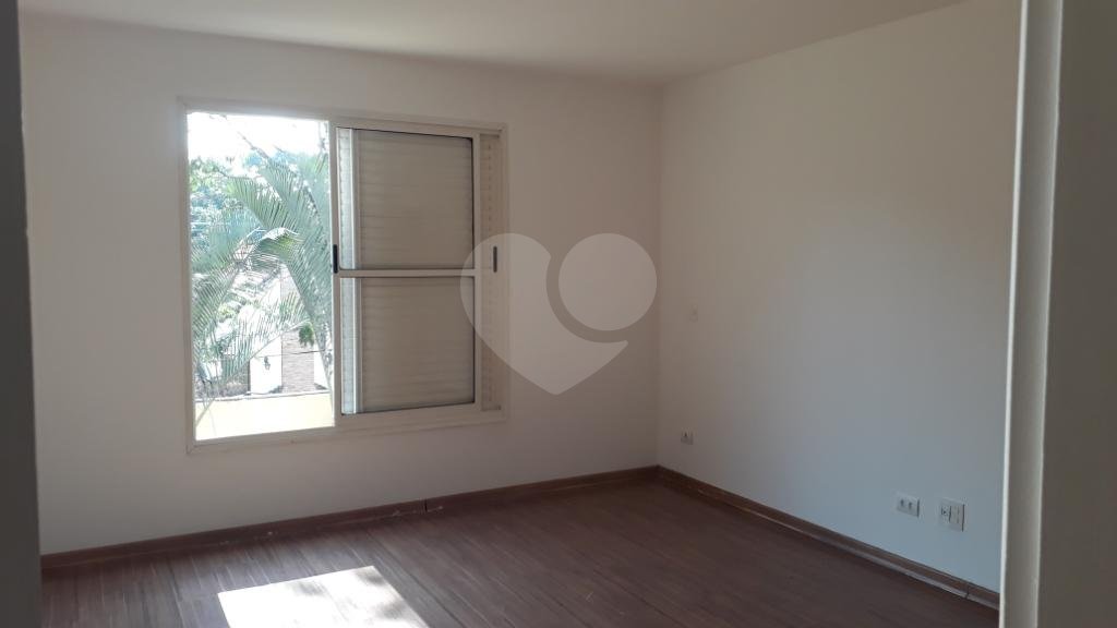 Casa para alugar com 3 suítes no condomínio Residencial Courtyard Village, São Paulo - SP