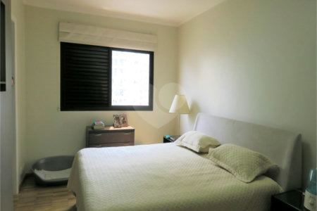 Apartamento à venda com 4 quartos, sendo 3 suítes,  em Jardim Monte Kemel, São Paulo, SP