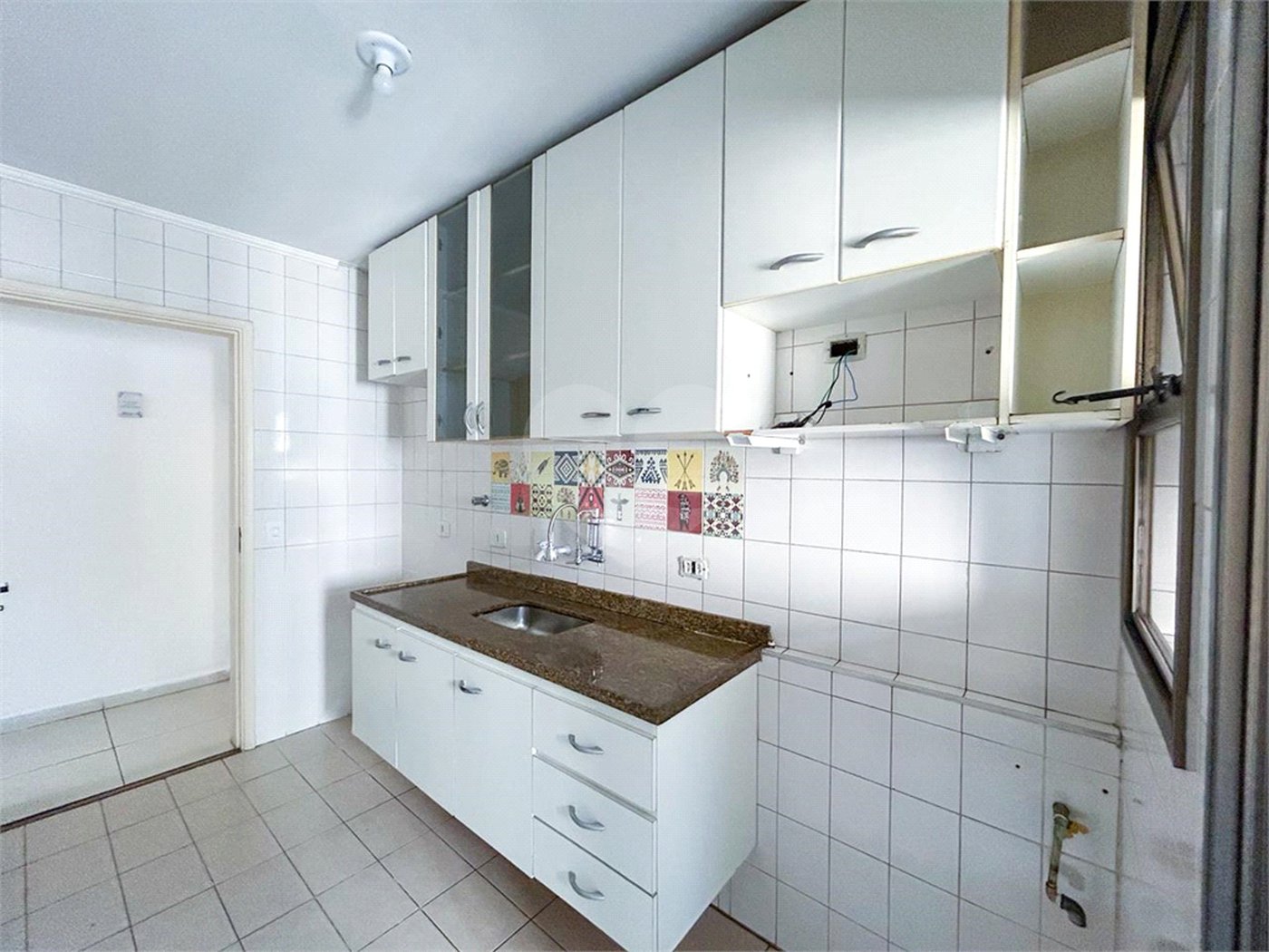 Apartamento à venda com 3 quartos, sendo 1 suíte,  em Planalto Paulista, São Paulo, SP