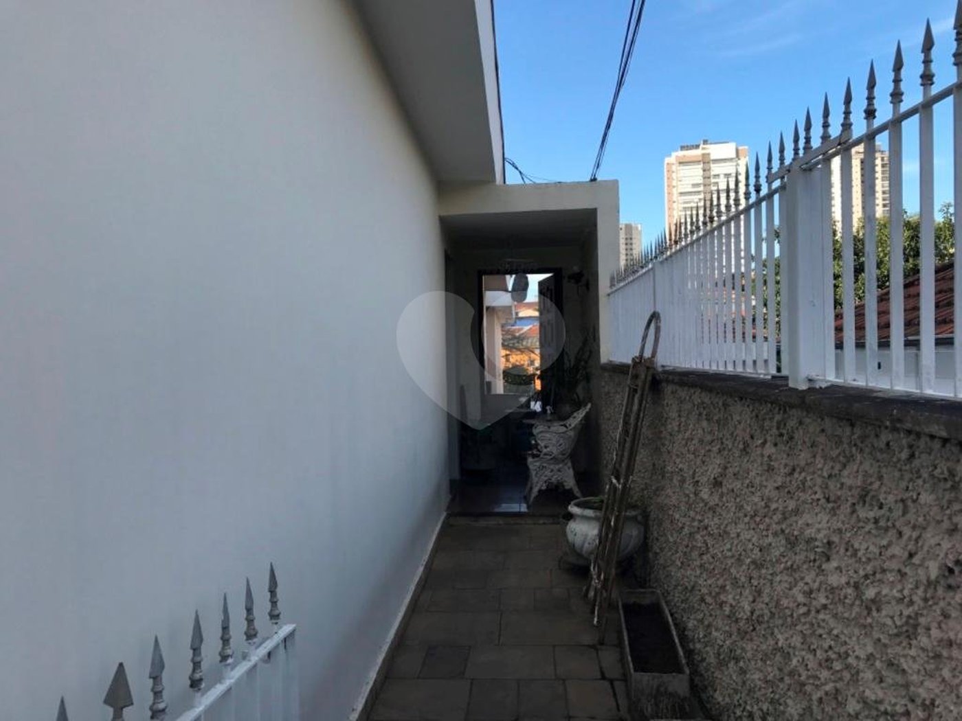 Sobrado à venda com 5 quartos, sendo 1 suíte, em Santa Teresinha, São Paulo, SP