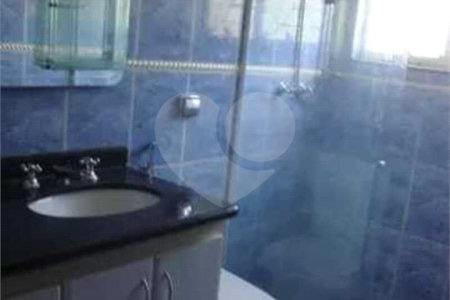 Sobrado à venda com 4 suítes em Vila Trujillo, Sorocaba, SP