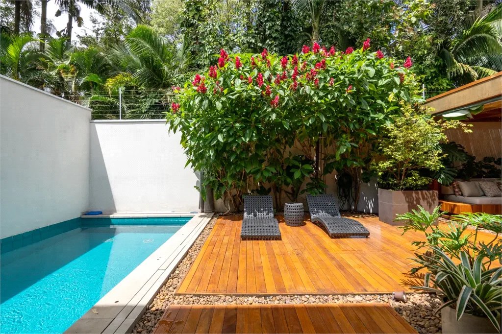 Casa à venda com 3 suítes em Retiro Morumbi, São Paulo, SP