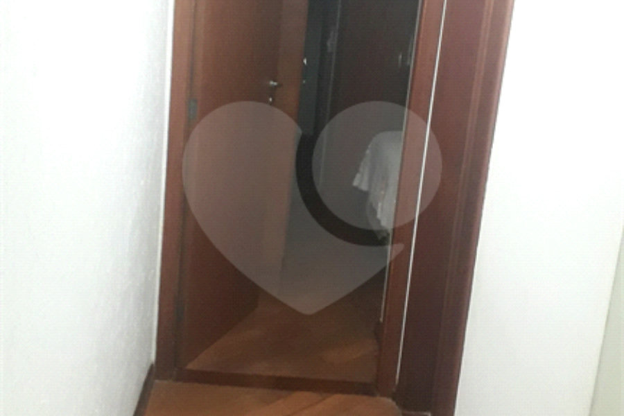 Casa à venda com 3 quartos, sendo 1 suíte, no condomínio Barbará Ii, São Paulo - SP