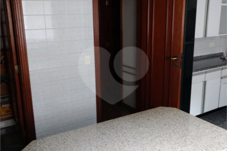 Apartamento à venda com 4 quartos, sendo 2 suítes, em Vila Monumento, São Paulo, SP