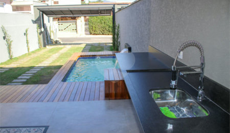 Casa à venda com 3 suítes em Jardim Ipê, Atibaia, SP