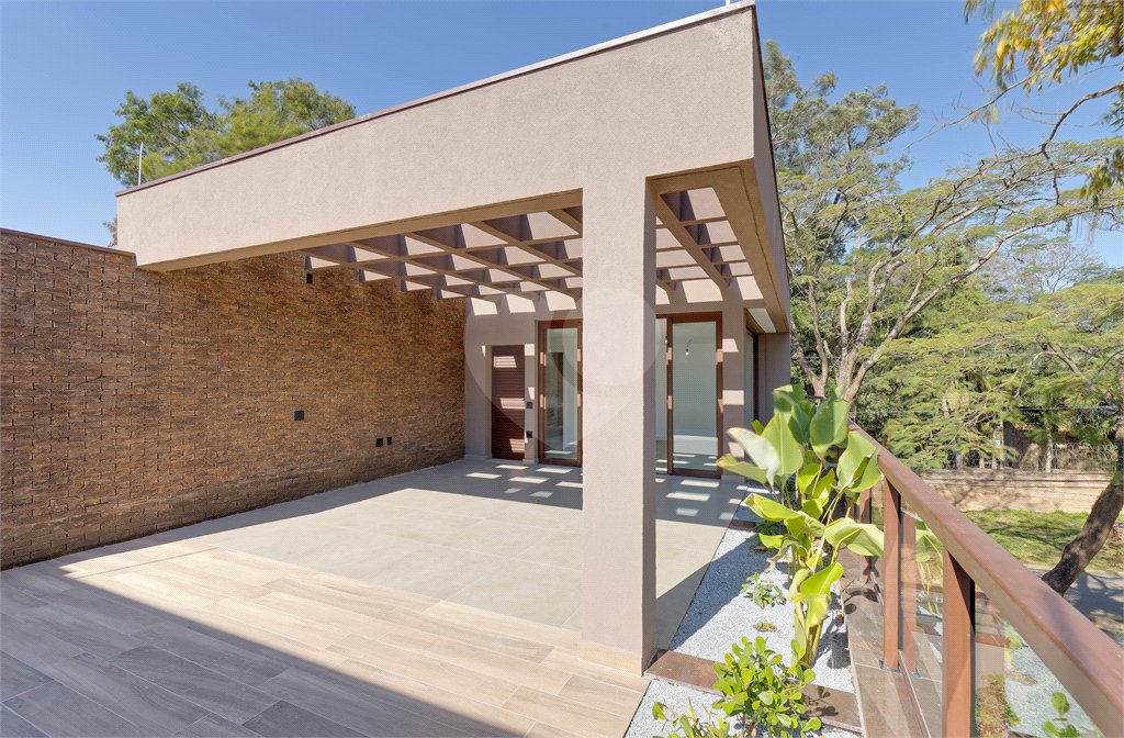Casa à venda com 4 suítes no condomínio Casa Flora Badra, São Paulo - SP