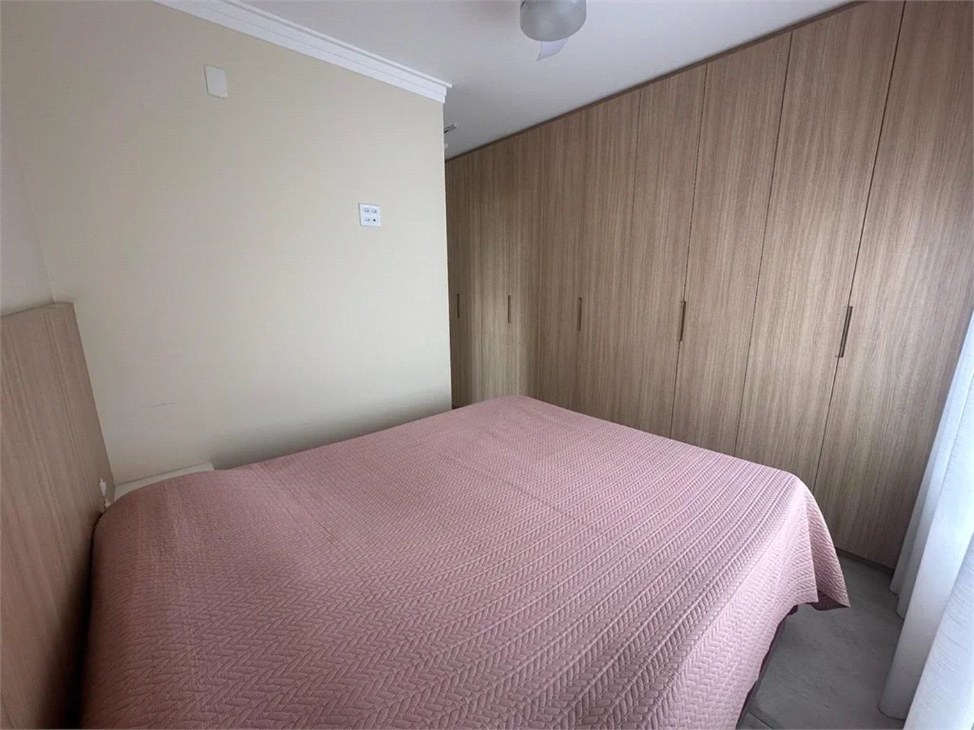 Apartamento à venda com 3 quartos, sendo 1 suíte,  em Vila Andrade, São Paulo, SP