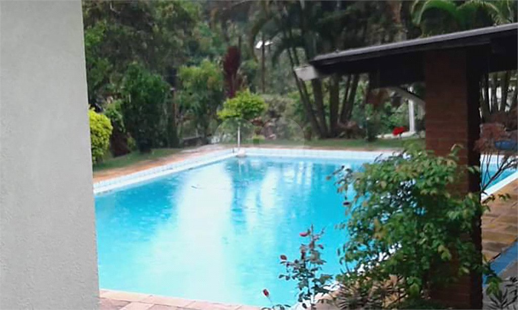 Chácara à venda com 8 quartos em Loteamento Chácara Val Paraiso, Atibaia, SP