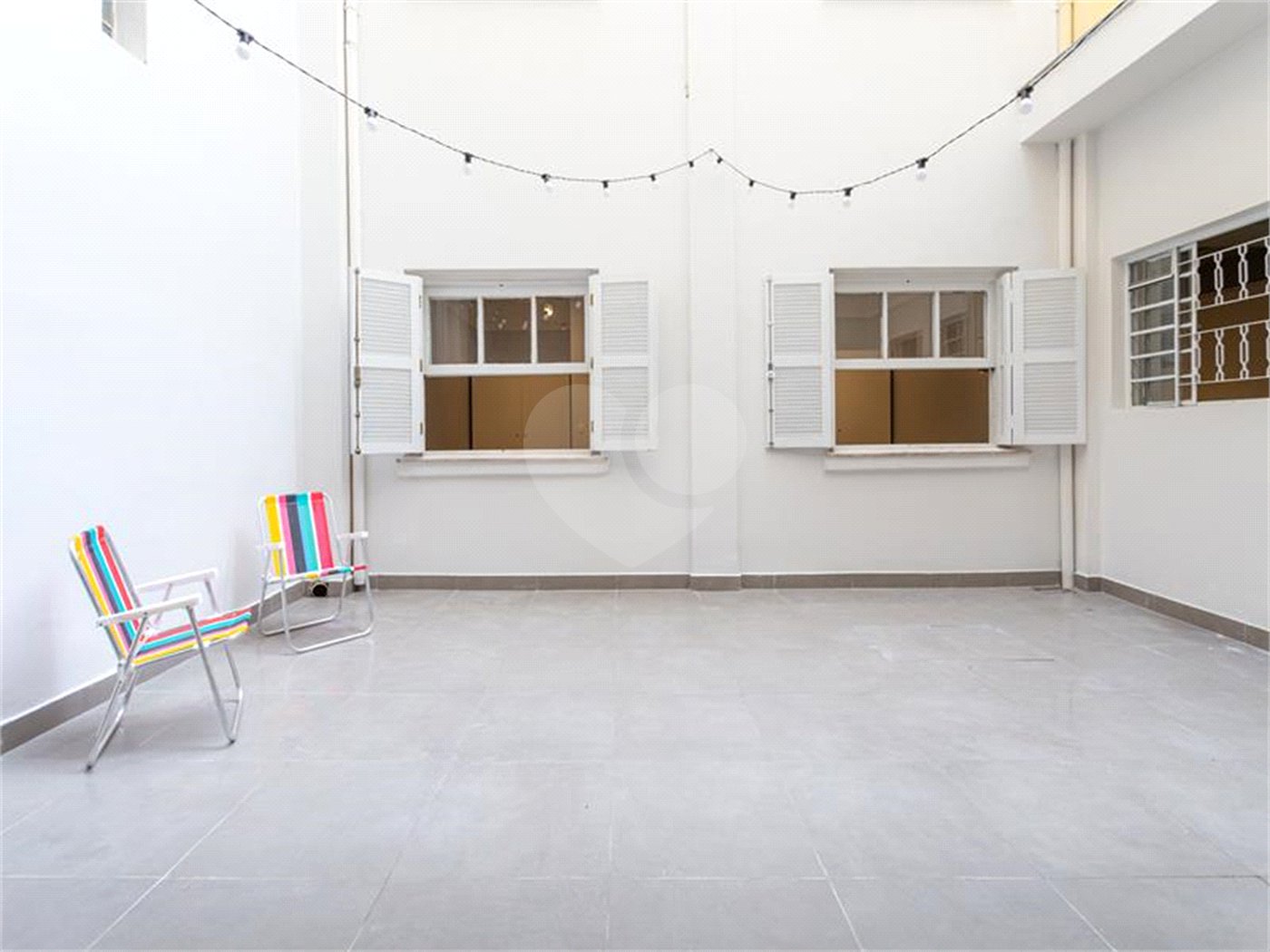 Apartamento à venda com 4 quartos, sendo 1 suíte, em Pinheiros, São Paulo, SP