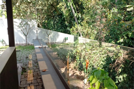 Casa de Vila à venda com 4 suítes em Granja Julieta, São Paulo, SP
