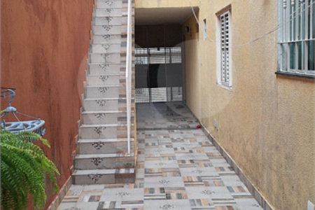 Sobrado à venda com 3 quartos, sendo 2 suítes, em Vila Aparecida, São Paulo, SP