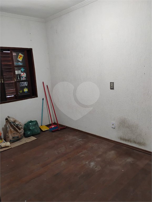 Casa à venda com 3 quartos, sendo 1 suíte, no Centro, Mairiporã, SP