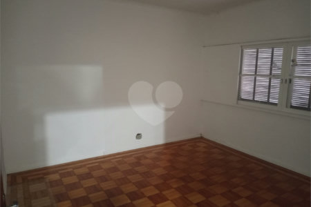 Casa Térrea à venda ou para alugar com 3 quartos, sendo 1 suíte, em Caxingui, São Paulo, SP