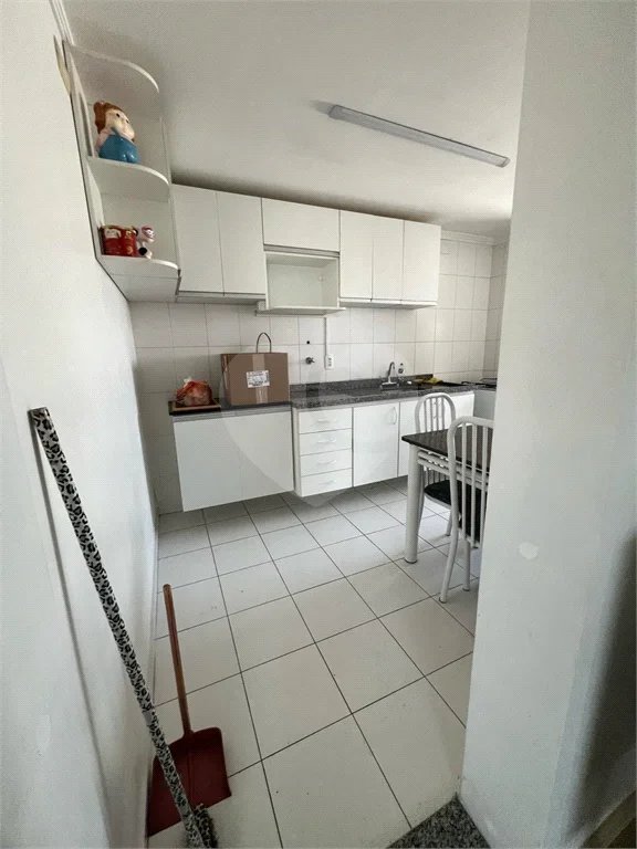 APARTAMENTO de 2 quartos (1 suíte) á venda em Santo André, 75m², 2 garagens fixas e cobertas, é entrar e morar!