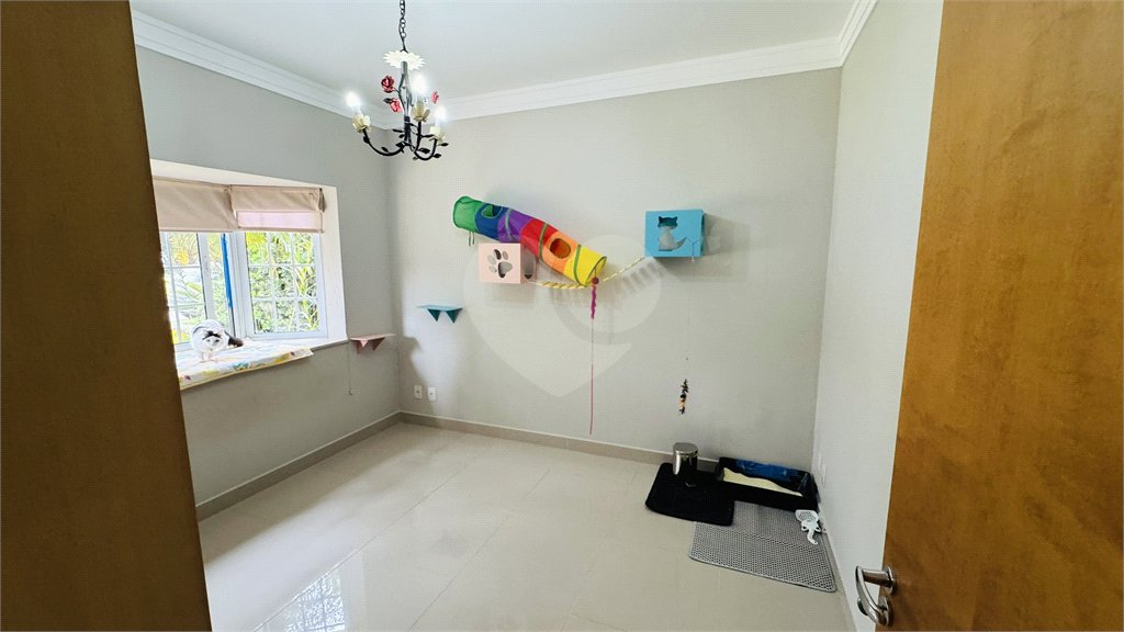 Casa à venda com 3 suítes no condomínio Residencial Delle Stelle, Louveira - SP